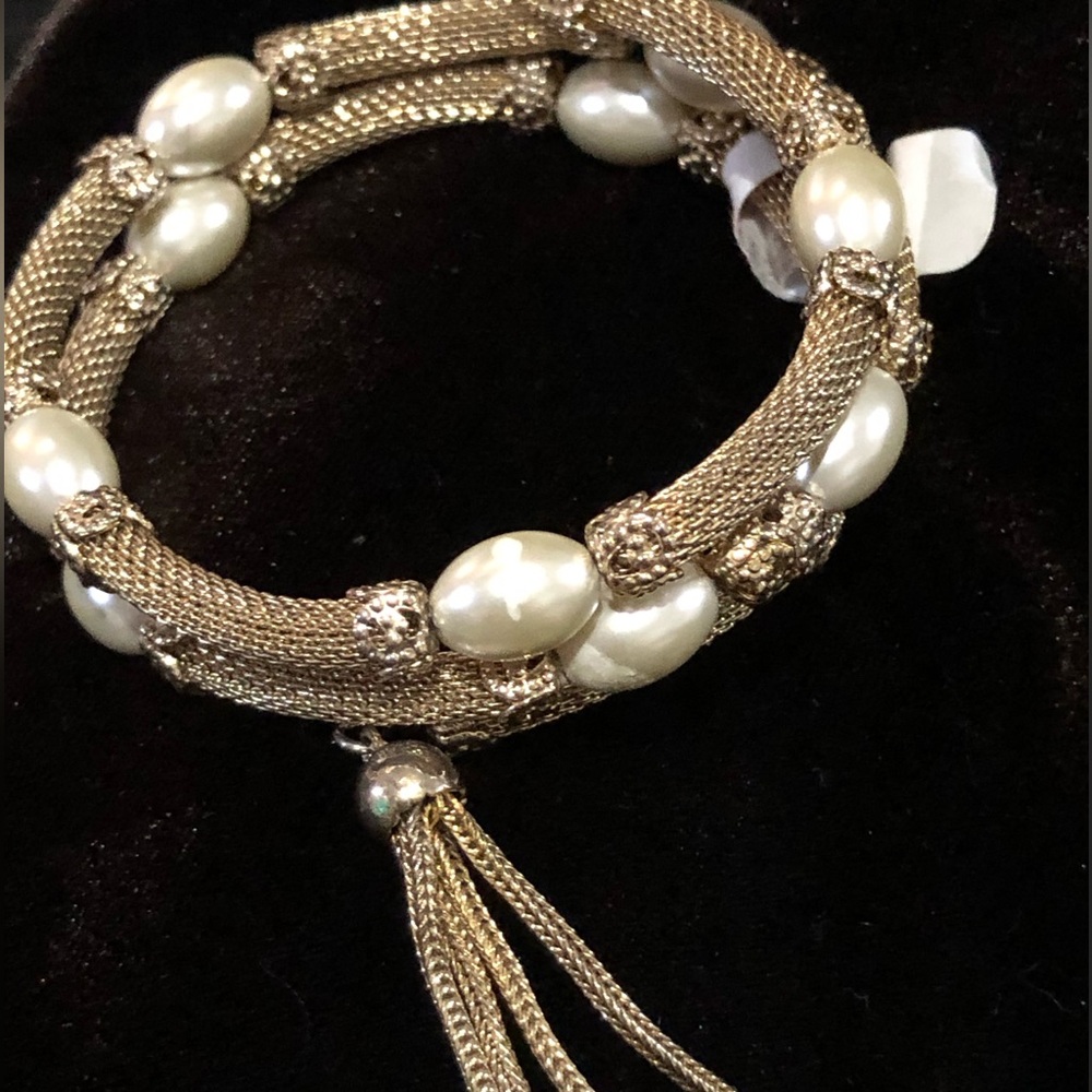 Goldtone And Faux Pearls Wrap Around Bracelet NWT!
